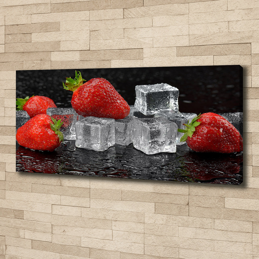 Erdbeeren mit Eis - Wrapped Canvas Kunstdrucke