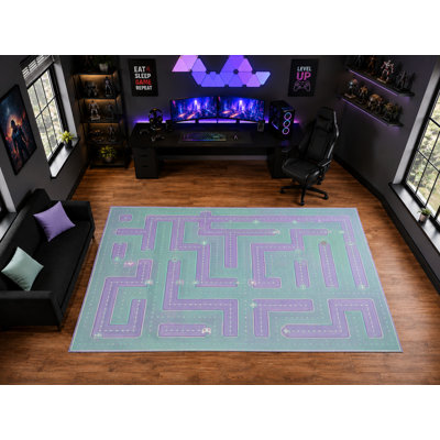 Tapis d'arcade labyrinthe pastel « ultra léger » de 201 x 300 cm (6'7" x 9'10"), idéal pour décorer une salle de jeux. Tapis d'intérieur doux à poils courts avec envers antidérapant en silicone, vert menthe et violet.