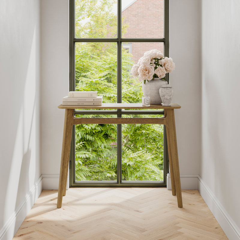 Bellmont 100 Console Table