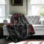 «Obsidian Rose Labyrinth» - couverture en sherpa de qualité supérieure - reproduction d'art luxueuse-97196151