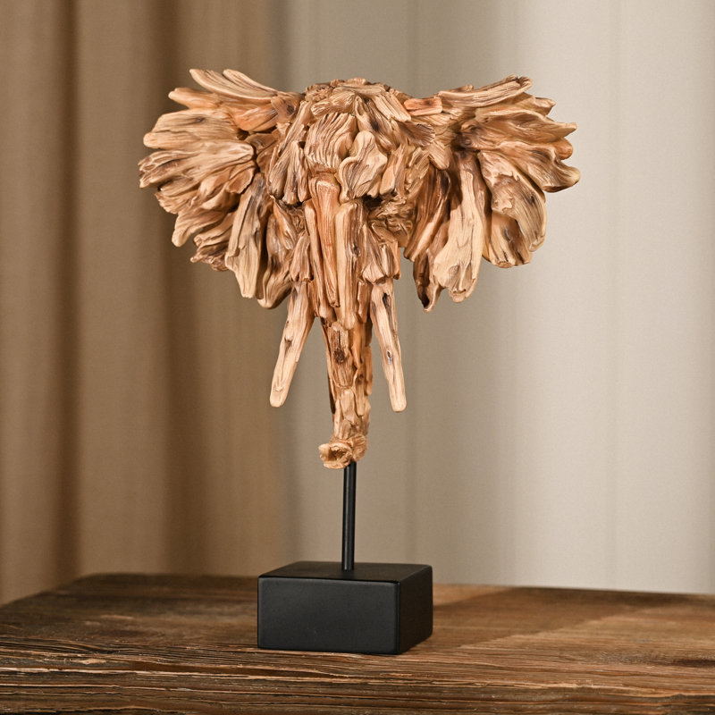 Figurines & Sculptures