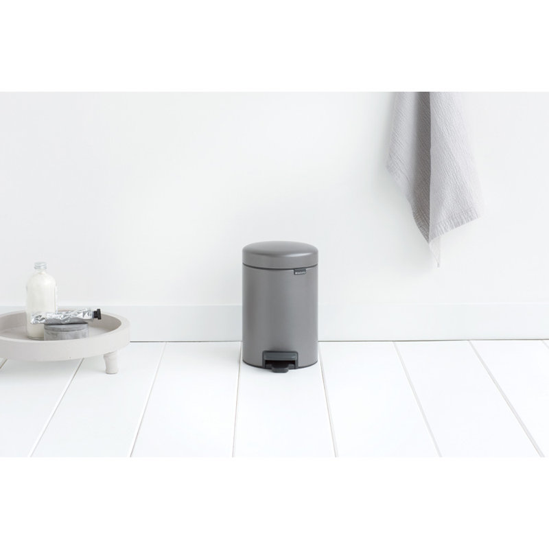 Brabantia NewIcon Soft Closing Pedal Bin, Passion Red, 3 L