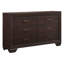 Ensemble de chambre à coucher 3 pièces Brennan Dark Cocoa Eastern King comprenant un lit à panneaux, une commode et une commode haute.-647051635