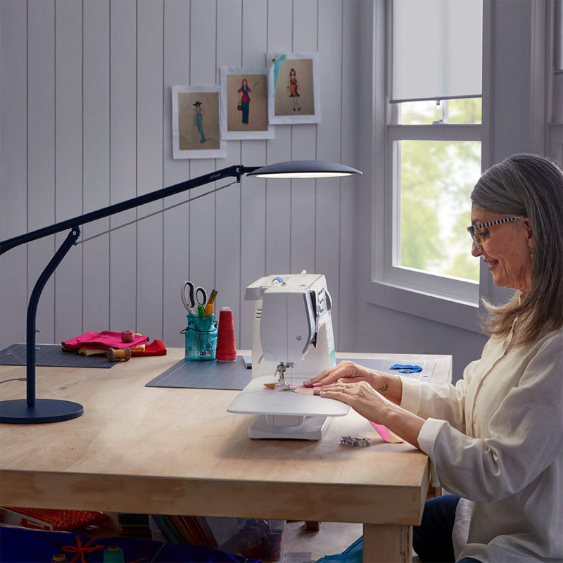 Cricut Bright 360 Table Craft Lamp
