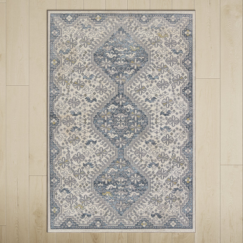 Phoebe Machine WashableOriental Area Rug in Cream/Blue, Rectangle 4' x 6'