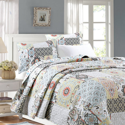 Paramore Cotton Floral Quilt