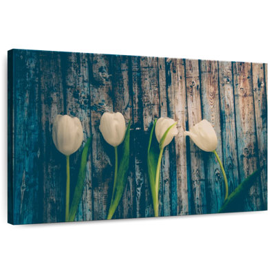 Tulipes blanches immaculées Harnek