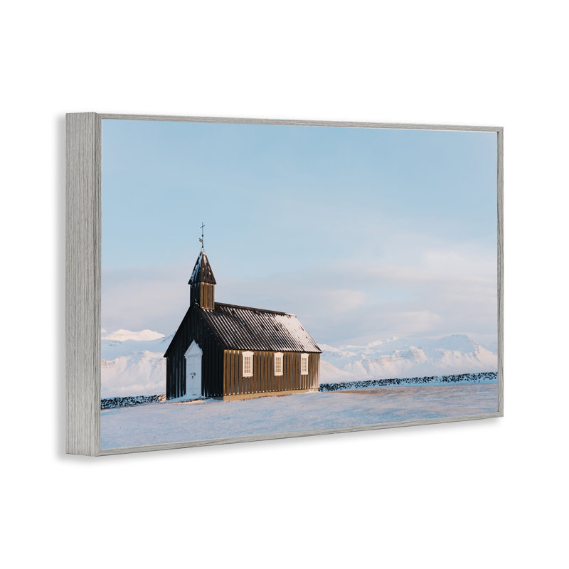 «Church on Vast Snowscape», estampe numérique, conception par Jade Sharp Photo, H 12 po x l 18 po