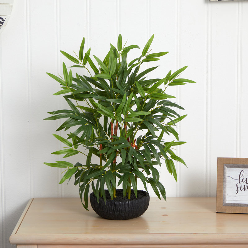 Plante de bambou artificiel en pot
