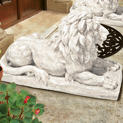 Statue de lion sentinelle Lyndhurst