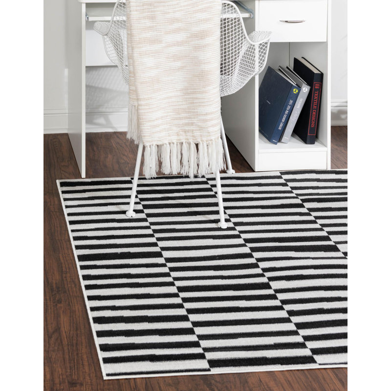 Striped Indoor Rug, Square 4'