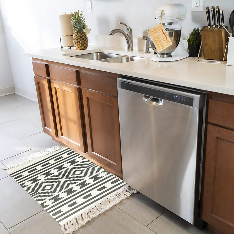 Iagan Geometric Indoor / Outdoor Rug
