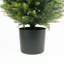 arbre en forme de cèdre artificiel