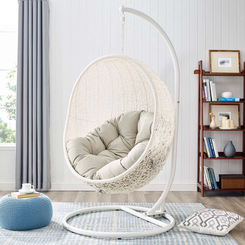 Chaise suspendue d'extérieur avec support Hide de Modway, Blanc / Beige