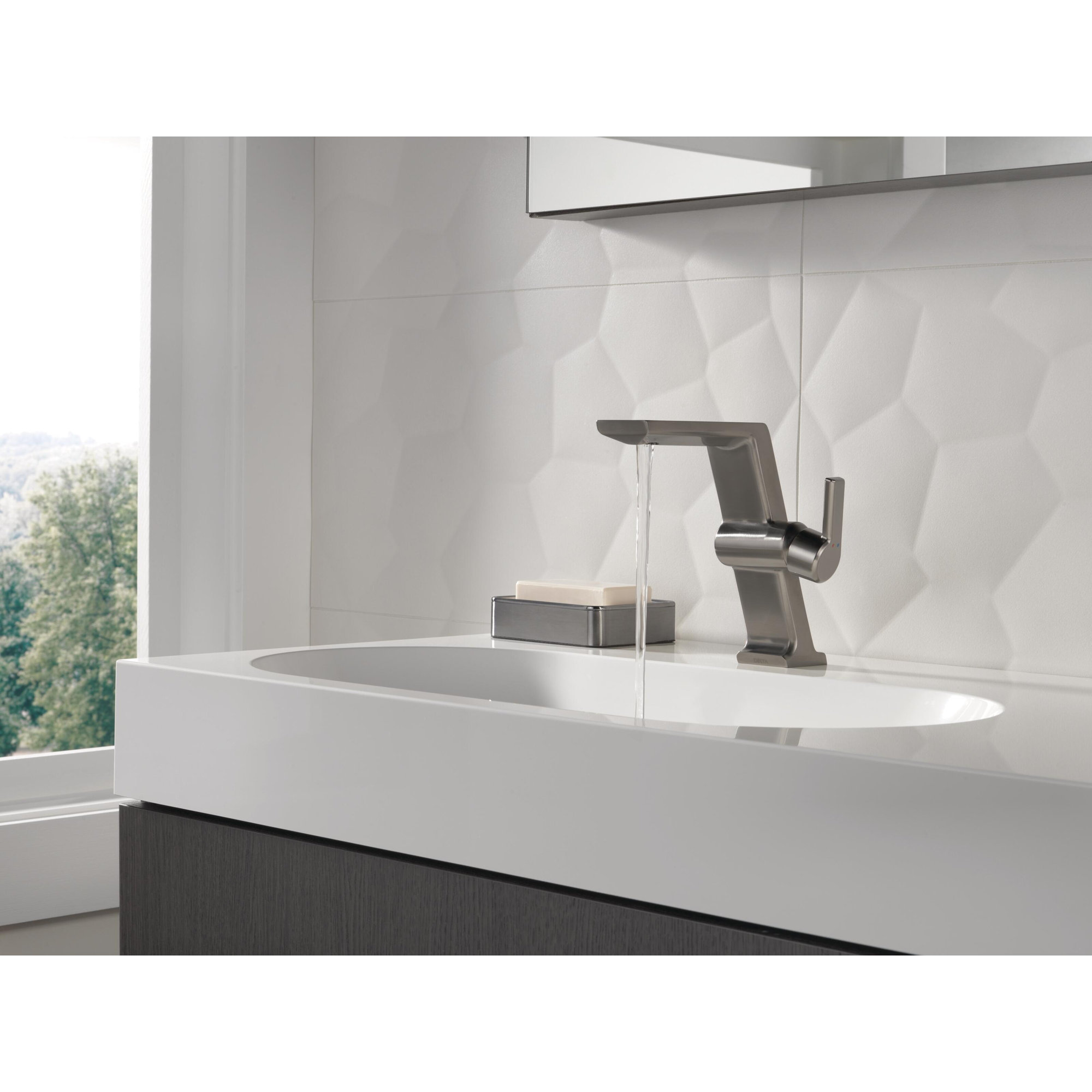 Pivotal Single Hole Bathroom Faucet with Drain Assembly and DIAMOND™ Seal Technology, Black Stainless