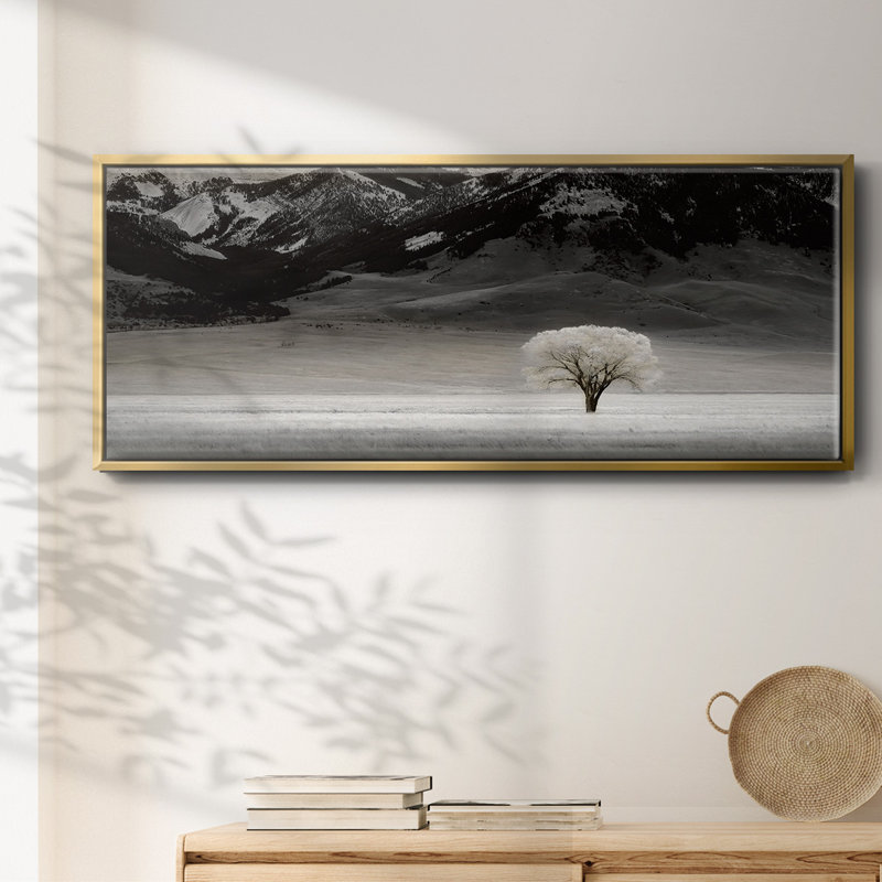 Arbre solitaire, reproduction sur toile, H 8 po x l 20 po x P 1,5 po, Or