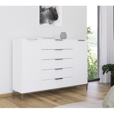 5 - Drawer Chest of Drawers