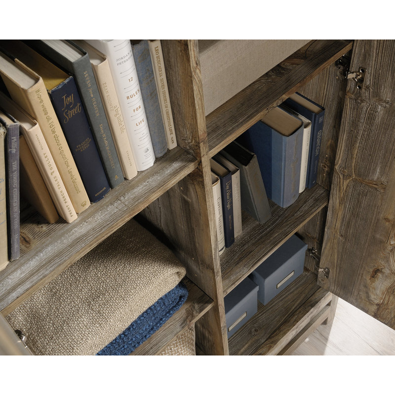 Ellaouise Storage