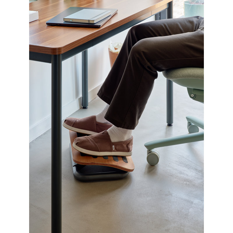 Adjustable Footrest, Walnut/Carbon