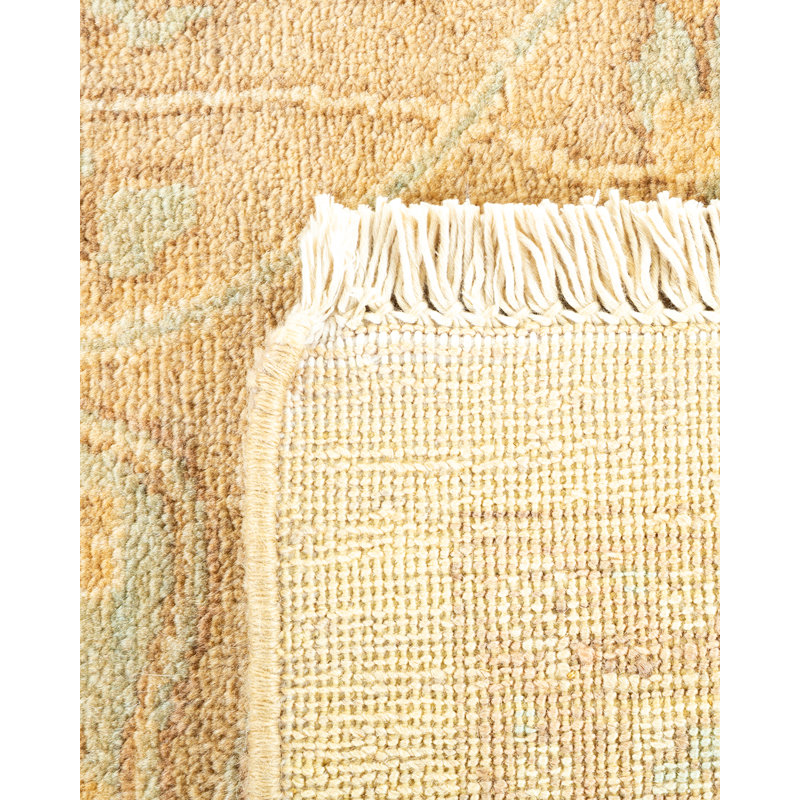 Shatiqua One-of-a-Kind 8' 1" X 10' 4" 2000s Wool Area Rug in Ivory