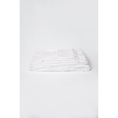 Ensemble de salle à manger rustique industriel: table rectangulaire de couleur noyer, sièges sans accoudoirs en suède brun, parfaits pour les cuisines et les salles à manger
