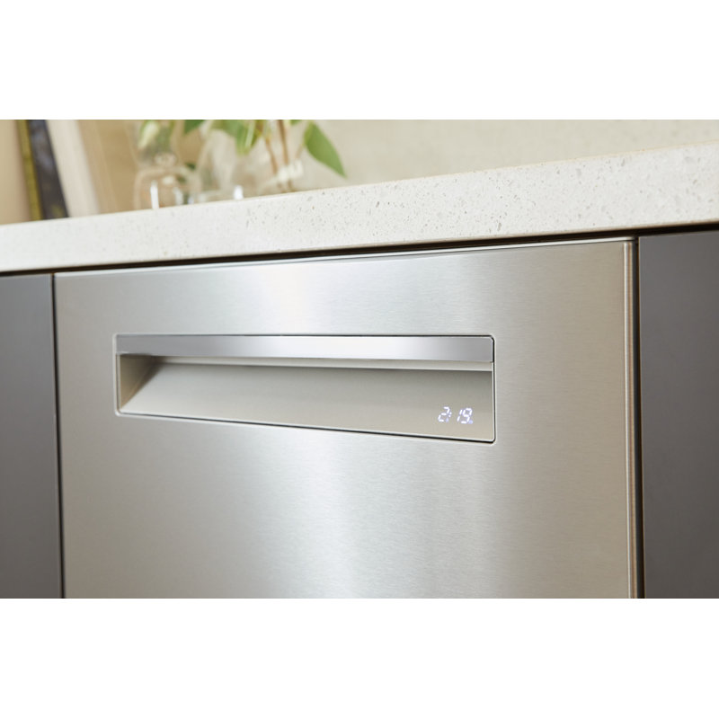 500 Series 30" 600 CFM Convertible Wall Mount Range Hood in Stainless Steel with Nightlight