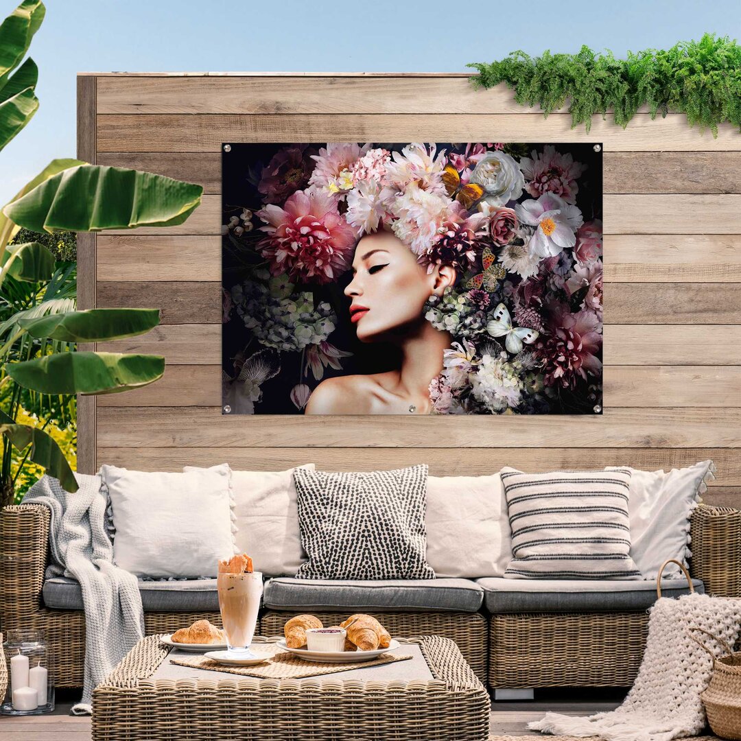 Gartenposter Frau Mit Blumenhut Frau - Schmetterling - Strauß - Romantik