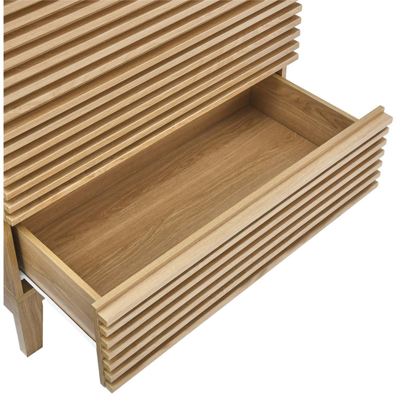 Oak Mid-Century Modern 3-Drawer Bachelor's Chest