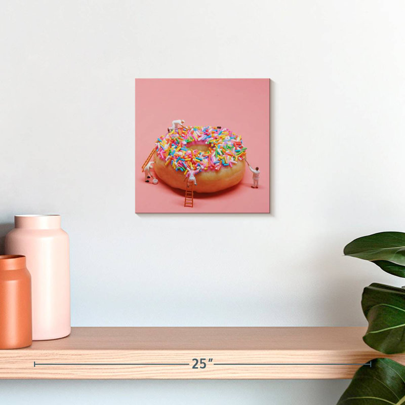 Yarlin Doughnut Construction, 10" H x 10" W