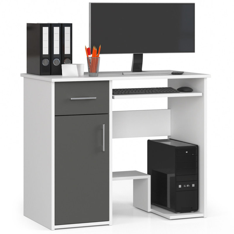 Souad Desk