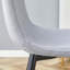 Élégante table de salle à manger avec chaises confortables, idéale pour les soupers en famille et les rassemblements, avec un design intégré et une structure stable.