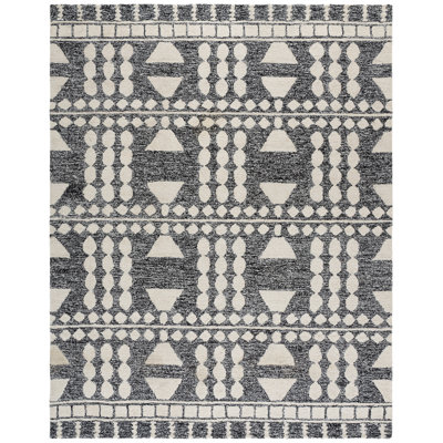 Hanssel Hand Tufted Performance Southwestern Rug