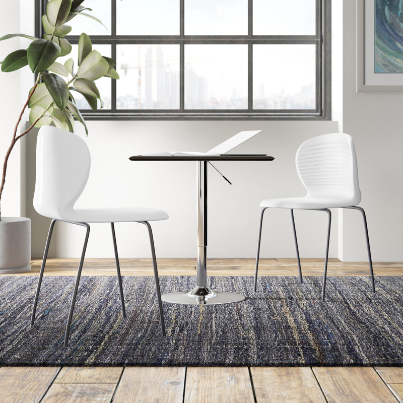 Chaise empilable capacité 551 lb Valentina, Blanc