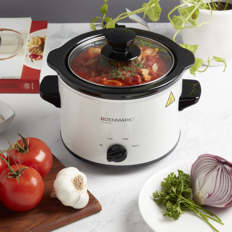 Denmark Electric 1.5 Quart White Non-Stick Slow Cooker