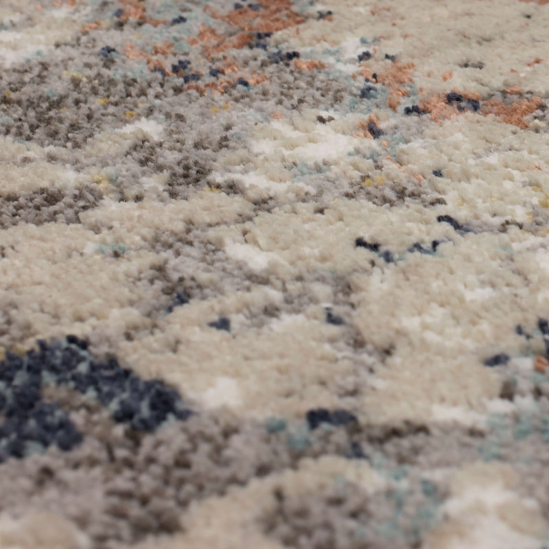 Luxurious La Brea Palmette Area Rug 5'3" x 7'10" in Smokey Grey