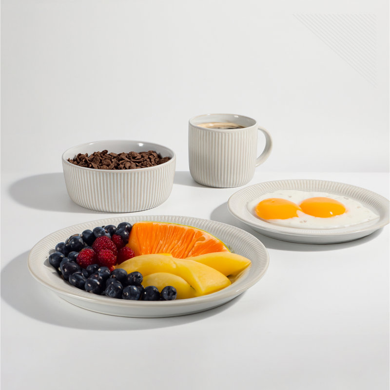White Ceramic 16-Piece Embossed Dinnerware Set for 4