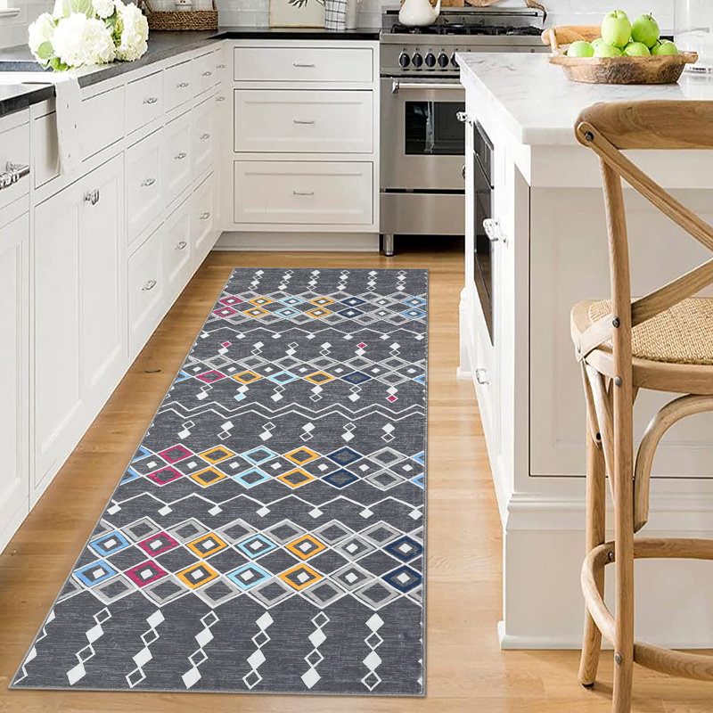 Kralovetz Washable Southwestern Indoor Rug, Runner 2' x 6'