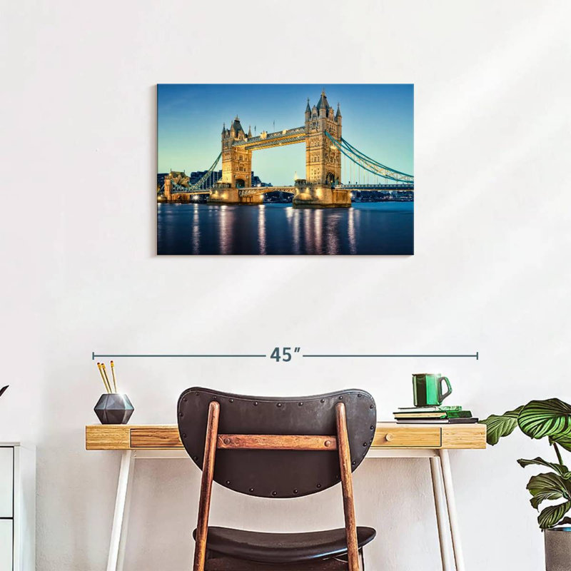 Nicci Tower Bridge de nuit, H 20 po x l 30 po
