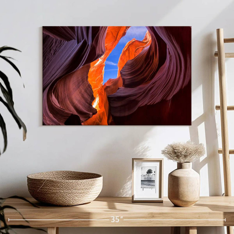 Alvord Lower Antelope Canyon, Arizona, H 26 po x l 39 po