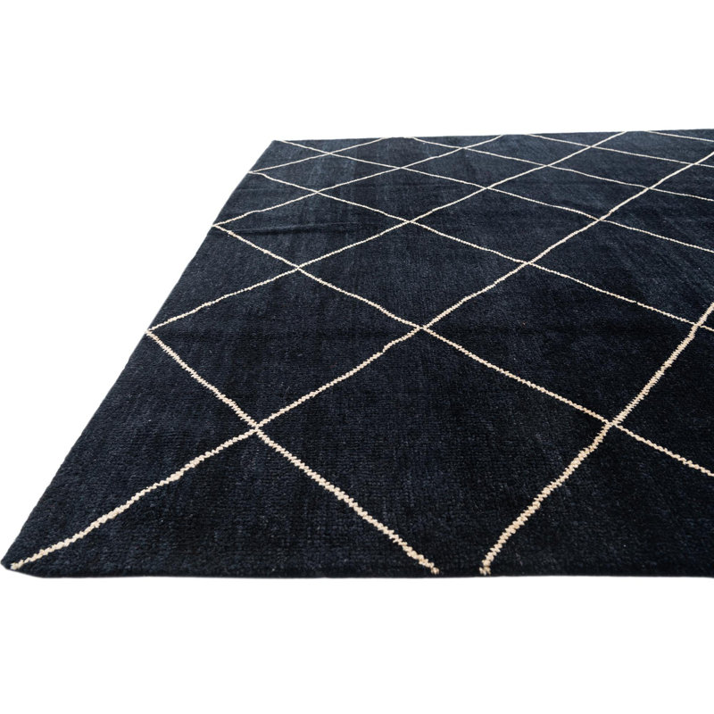 Odea Black Rug