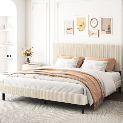 Structure de très grand lit avec une tête de lit bandée beige - et un style silencieux, des lignes épurées, un assemblage facile de la chambre à coucher avec du fer, un sommeil calme et relaxant,