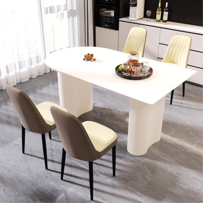 Table de salle à manger en bois avec 4 chaises pour la maison et la cuisine