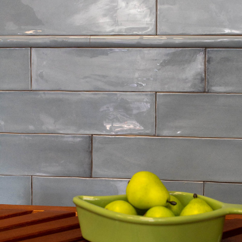 Chelsea 10" X 1" Ceramic Pencil Liner Tile Trim, Gris