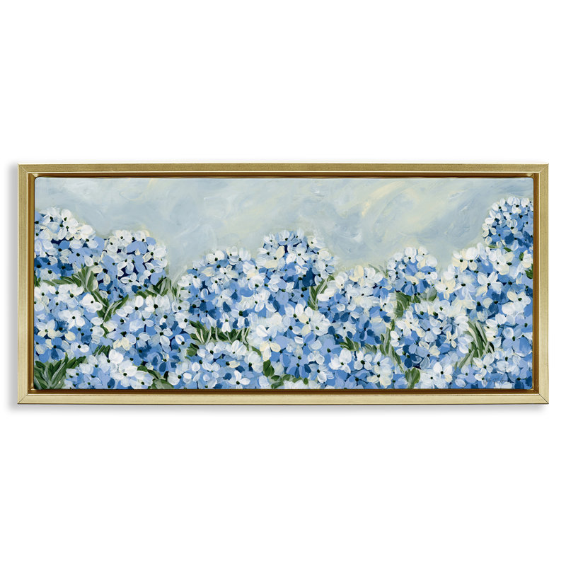  Blue Hydrangea Meadow Floater Canvas Wall Art by Yvette St. Amant, H 14 po x l 31 po, Cadre flottant métallique doré