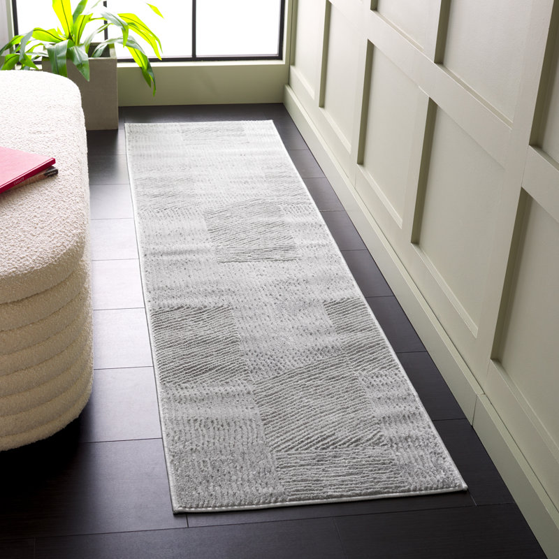 Saylor 100 Performance Geometric Rug, Runner 2' x 8'