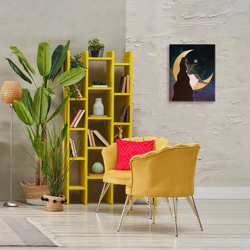 «Woman on Moon with Starlight», art mural par Daniela Santiago, H 20 po x l 16 po