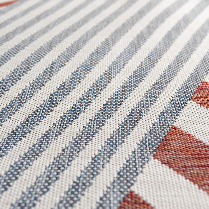 Striped Indoor / Outdoor Area Rug, Rectangle 91 x 152cm