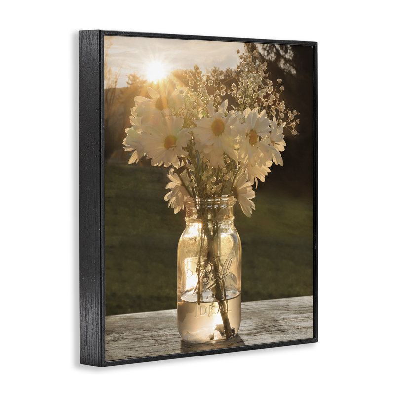 «Warm Meadow Daisies» Mason Jar, H 16 po x l 20 po, Giclée encadrée noir minuit
