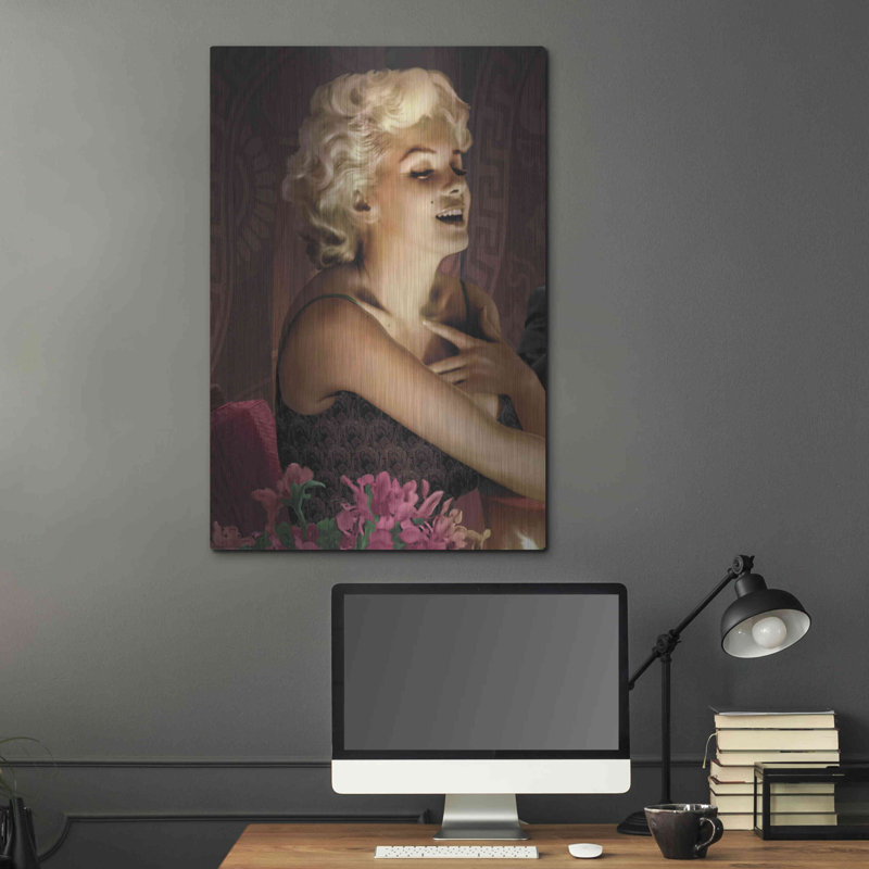 «Marilyn's Touch» par Chris Consani, art mural en métal, H 36 po x l 24 po x P 0,13 po