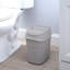 Poubelle à battant en toile à motif de nœuds de bain de 9,5 litres Bath Bliss -64165881